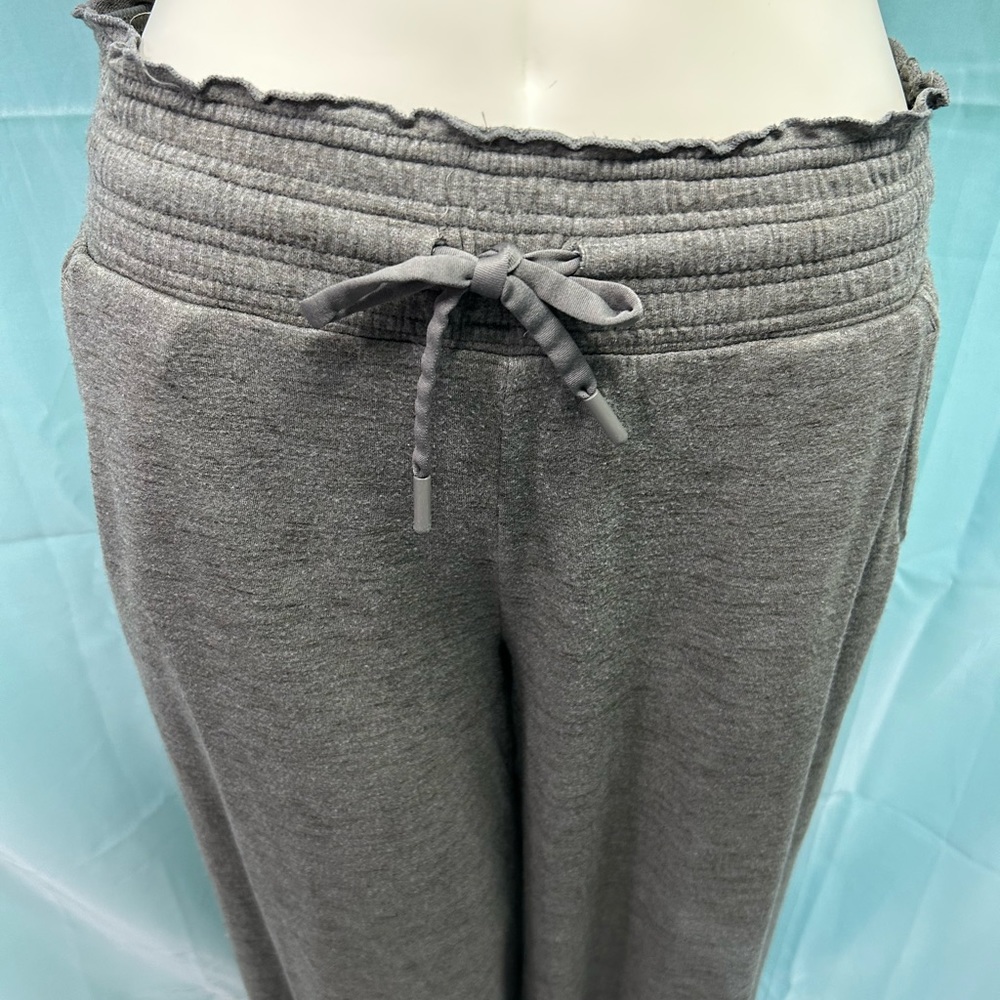 Athleta Wide Leg Pants in Gray - Picture 4 of 7
